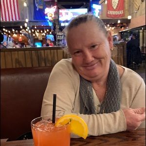 Meet your Posher, Marion